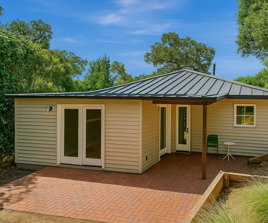 One story bungalow With vinyl siding and a metal roof in Healdsburg